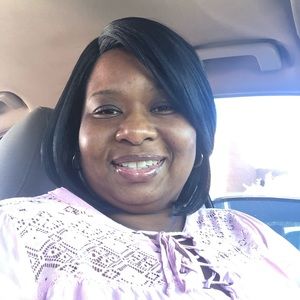 Meet your Posher, Renada